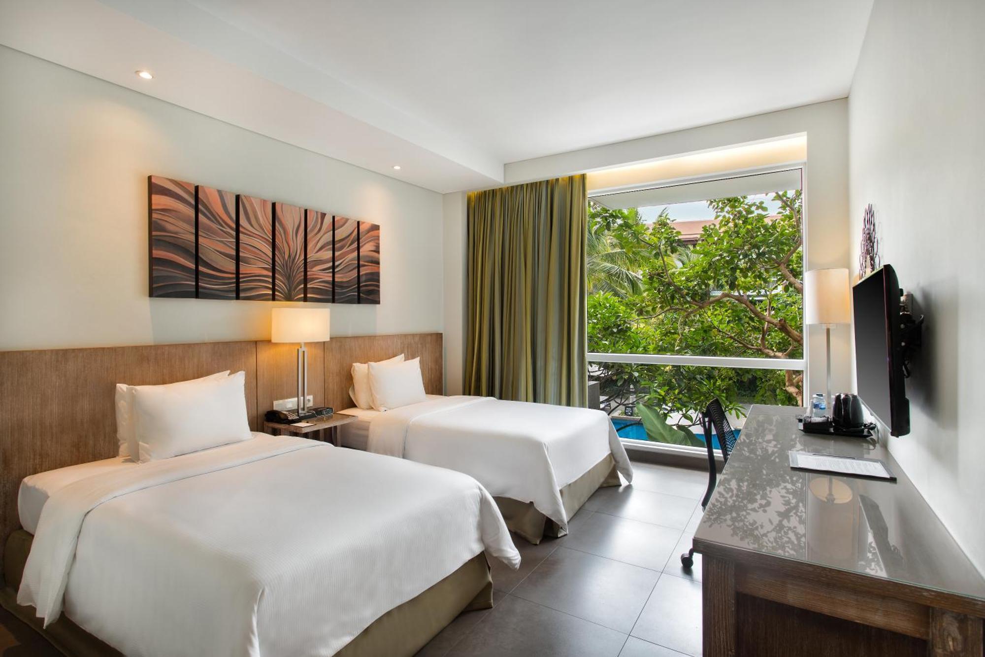 Hilton Garden Inn Bali Ngurah Rai Airport Kuta  Exterior photo