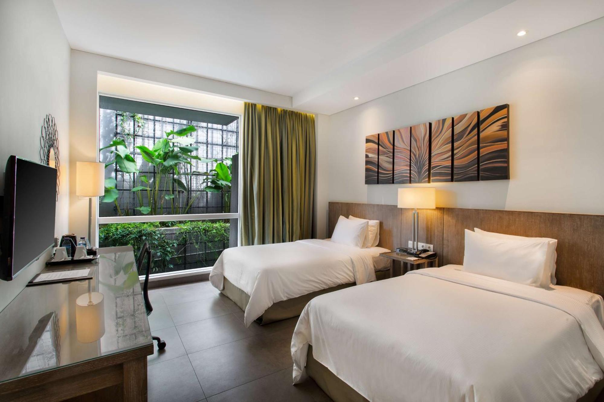 Hilton Garden Inn Bali Ngurah Rai Airport Kuta  Exterior photo